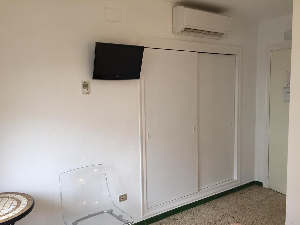卡达克斯滨海旅馆酒店 客房 照片